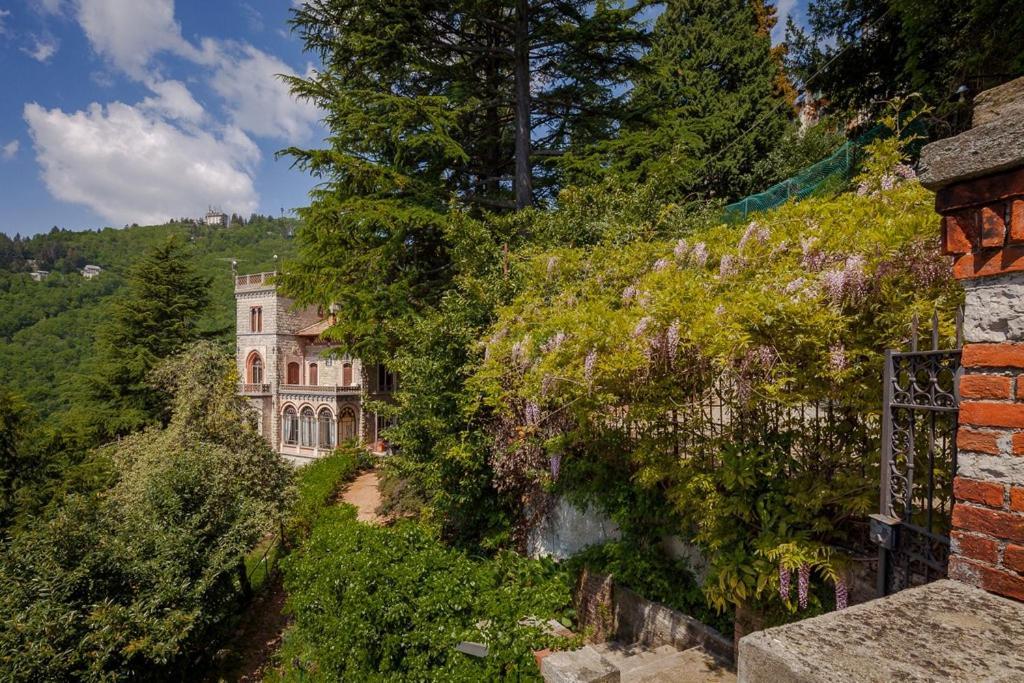 Ferienwohnung Il Parco E Gli Affreschi Varese Exterior foto